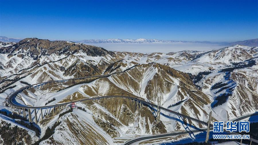 �����Aȫý�^�l���D�Ļ���(d��ng)����1��������ɽ�ϱ����V��(xi��)�l(f��)չ��ƪ��������(x��)��ƽͬ־����ĵ��h�����P(gu��n)���½������o(j��)��(sh��)