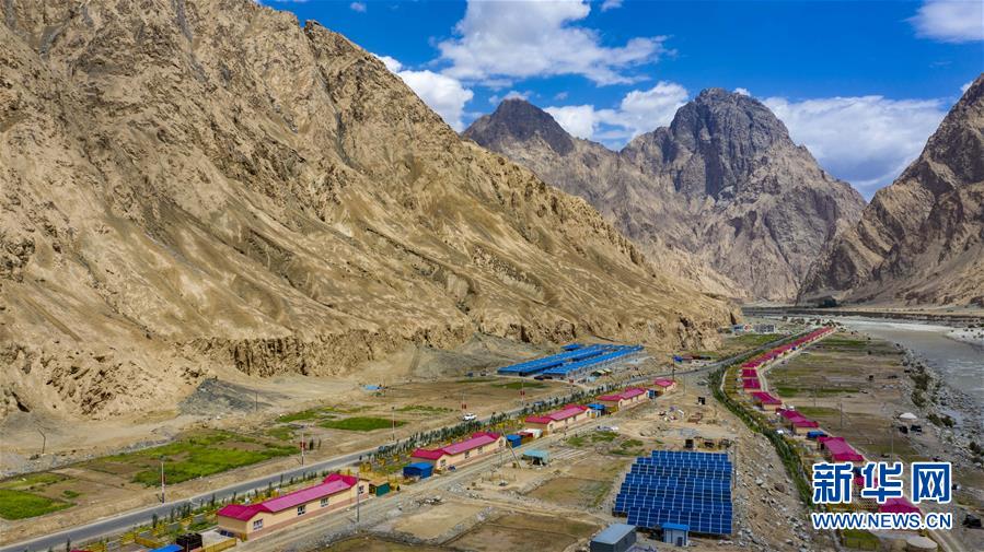 �����Aȫý�^�l���D�Ļ���(d��ng)����6��������ɽ�ϱ����V��(xi��)�l(f��)չ��ƪ��������(x��)��ƽͬ־����ĵ��h�����P(gu��n)���½������o(j��)��(sh��)