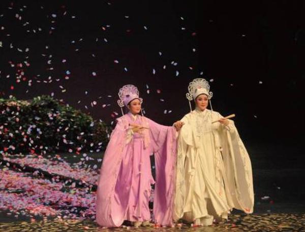 é�����cꐕԼt�����°桶��ɽ���cףӢ�_(t��i)��