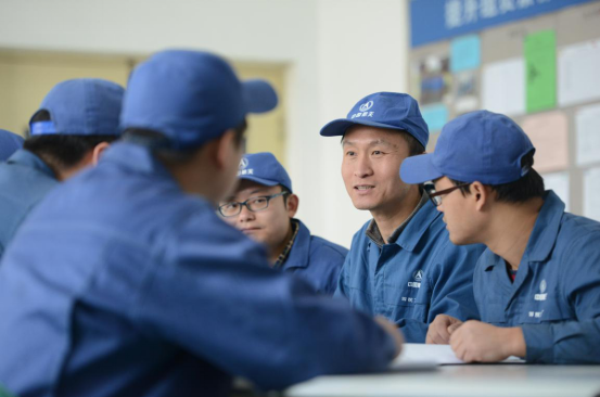 ��������ƽ�ڹ����g϶ϲ�g�����p����һ��������  �������뷨�ͮ�(d��ng)ǰһЩ�r(sh��)��Ԓ�}��������30��������ƽһֱ��(ji��n)����һ�������f�����mȻΣ�U(xi��n)������������ȥ����