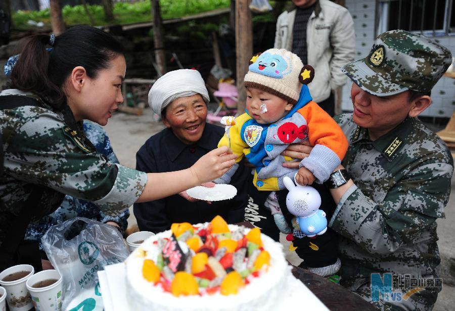 ���������2���Jɽ��������������ǰ�cףһ�ܚq����